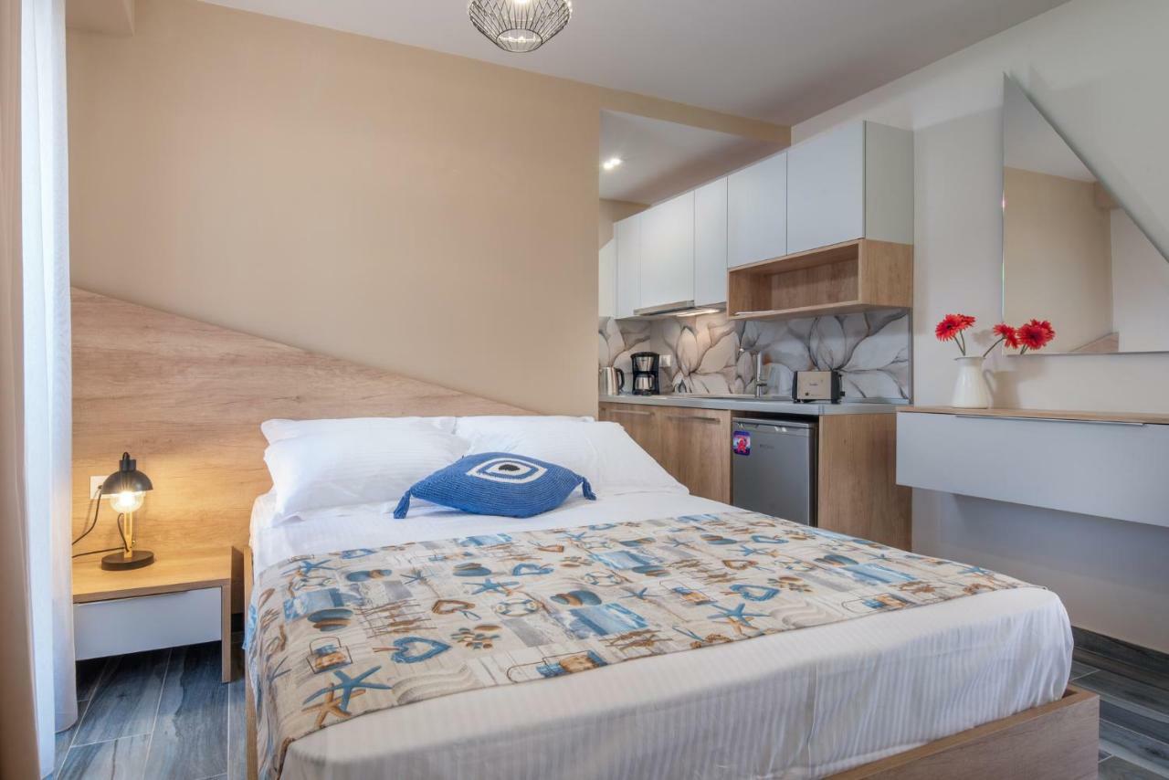 Stavros Compass Hotel Sarti Eksteriør billede